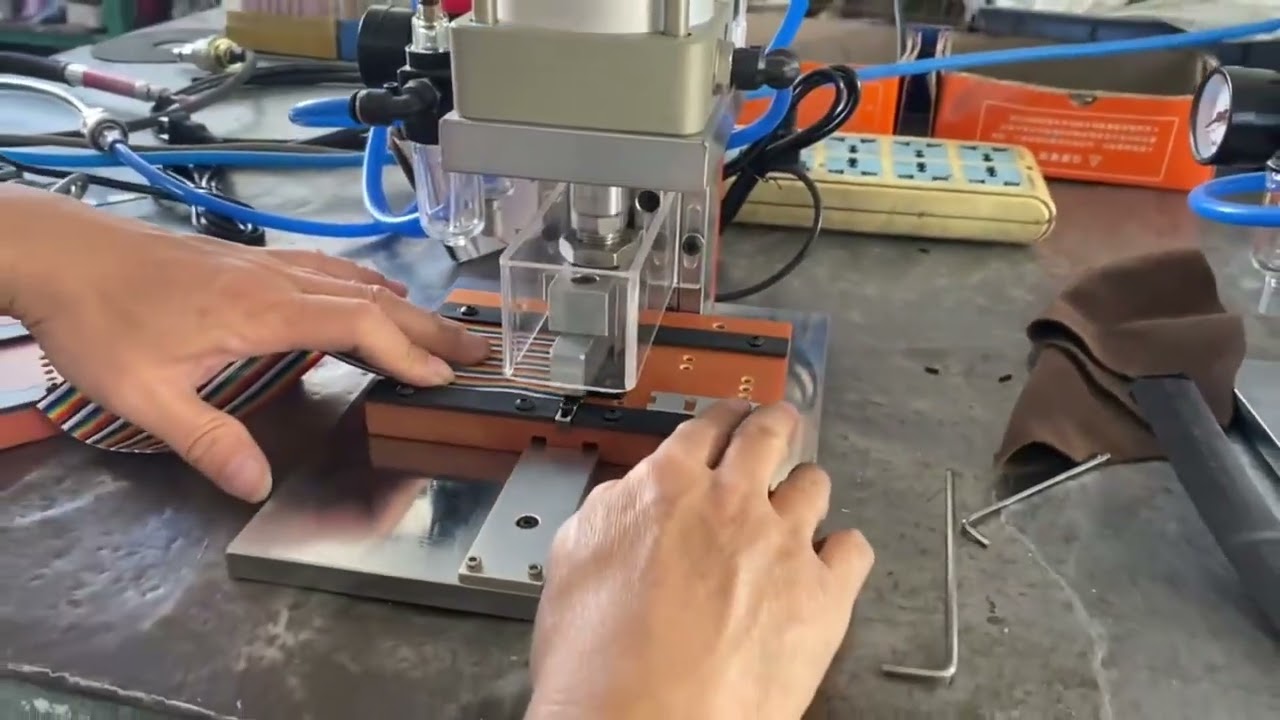 Mesin Penekan Semi Automatik - Video Operasi Nyata & Prestasi Industri