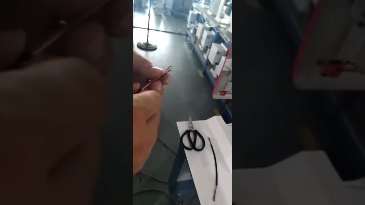 Video Operasi Sebenar Mesin Pengupasan dan Pengelim Wayar Pelbagai Teras Semua-dalam-Satu #kilang #mesin