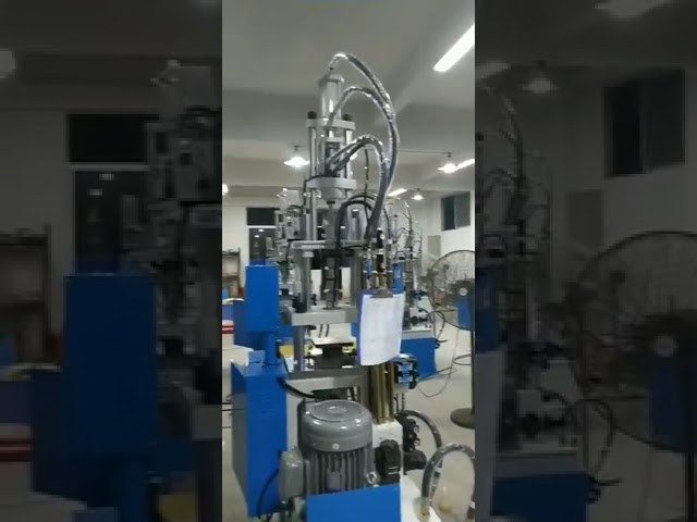 Mesin Acuan Suntikan Menegak Tekanan Rendah 20T untuk Pengacuan PVC Wayar Elektronik