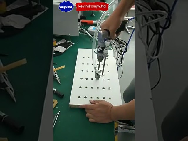 Mesin Pemutar Skru Automatik Genggam dengan Penyumpan Skru Auto untuk Skru Kayu 35 mm