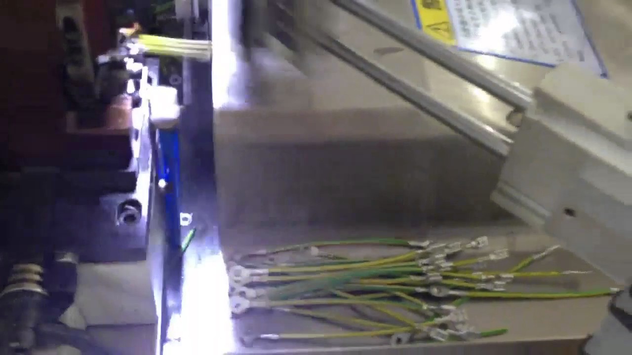 Mesin Crimping Terminal Automatik Dua Kepala – Pantas dan Efisien