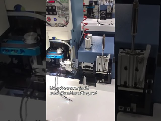 Mesin Pemotong dan Crimping Kabel Multi-Core Automatik dengan Sijil CE